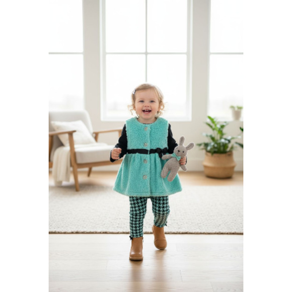 New Without Tags Kids Headquarters Baby Girl outfit set size 2T - Picture 2 of 2